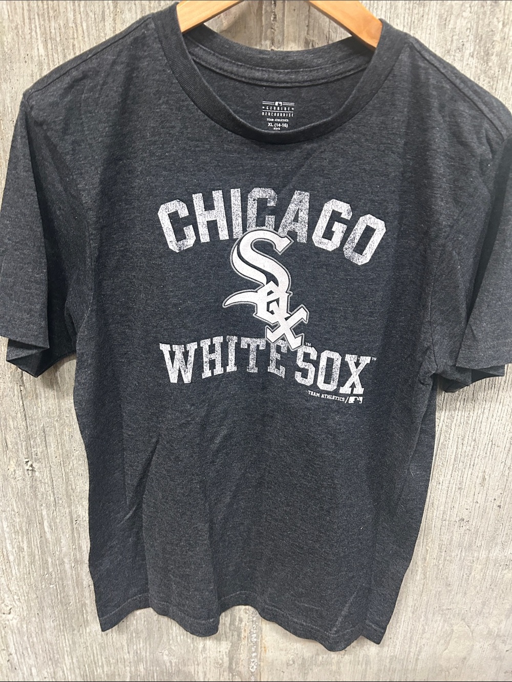 Chicago White Sox Kids' Short Sleeve Graphic Tee - Black XL